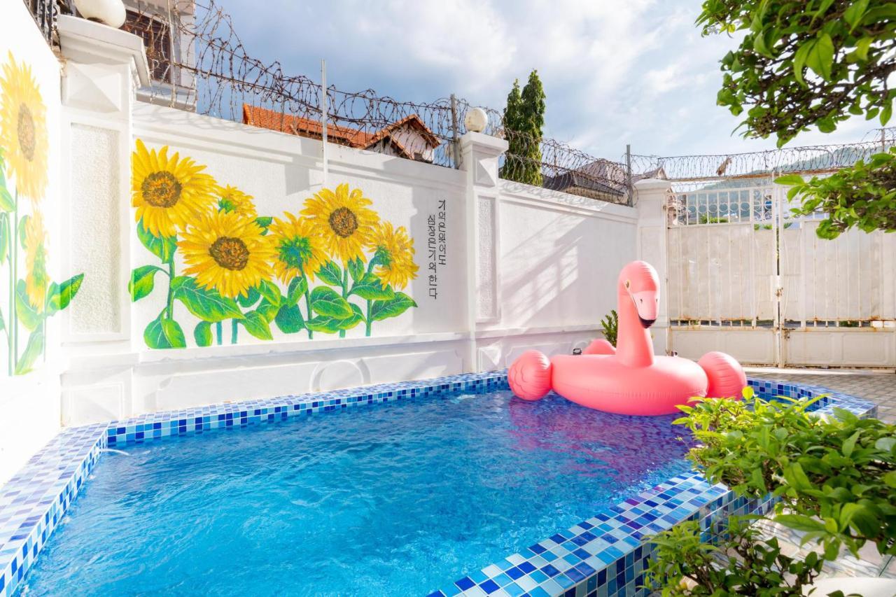 Palm Villa 3 - 5Bedrooms In Center Vungtau Vũng Tàu Exterior foto